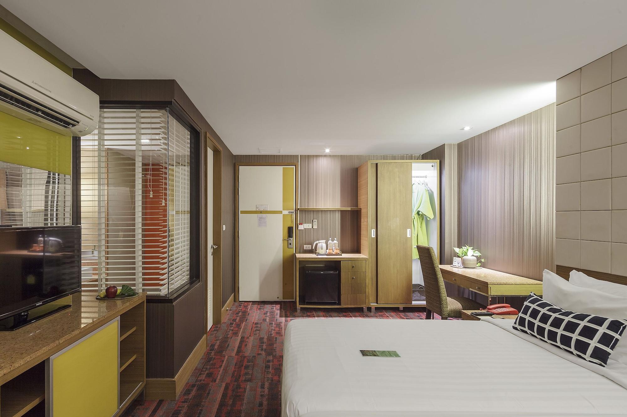 Tango Vibrant Living Hotel - Sha Extra Plus Бангкок Екстер'єр фото