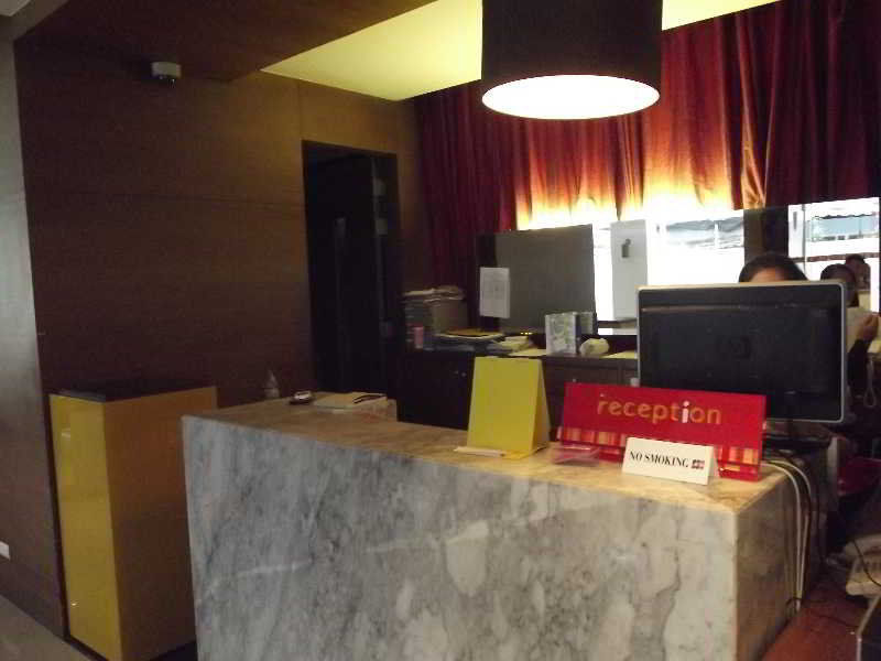 Tango Vibrant Living Hotel - Sha Extra Plus Бангкок Екстер'єр фото