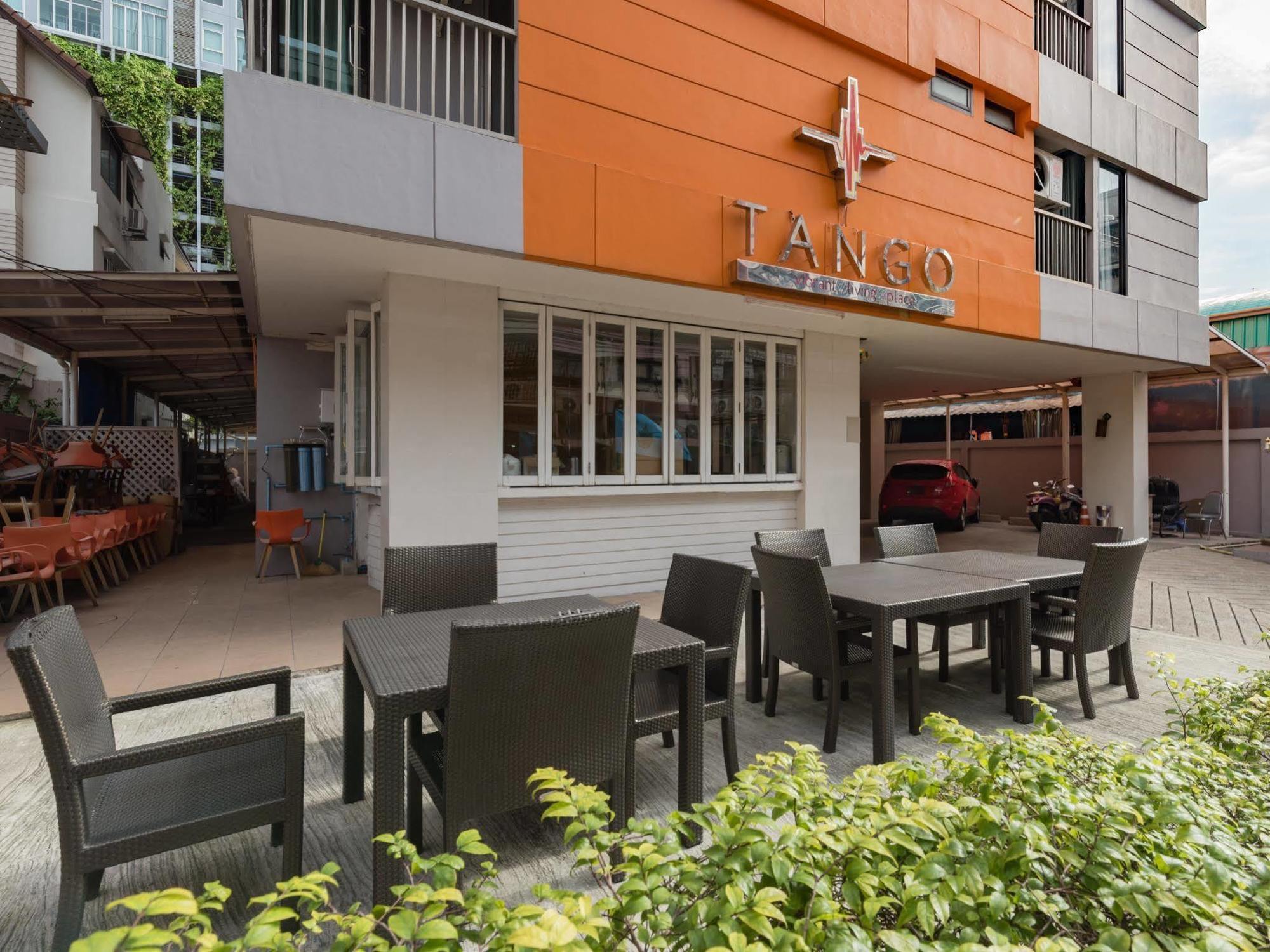 Tango Vibrant Living Hotel - Sha Extra Plus Бангкок Екстер'єр фото