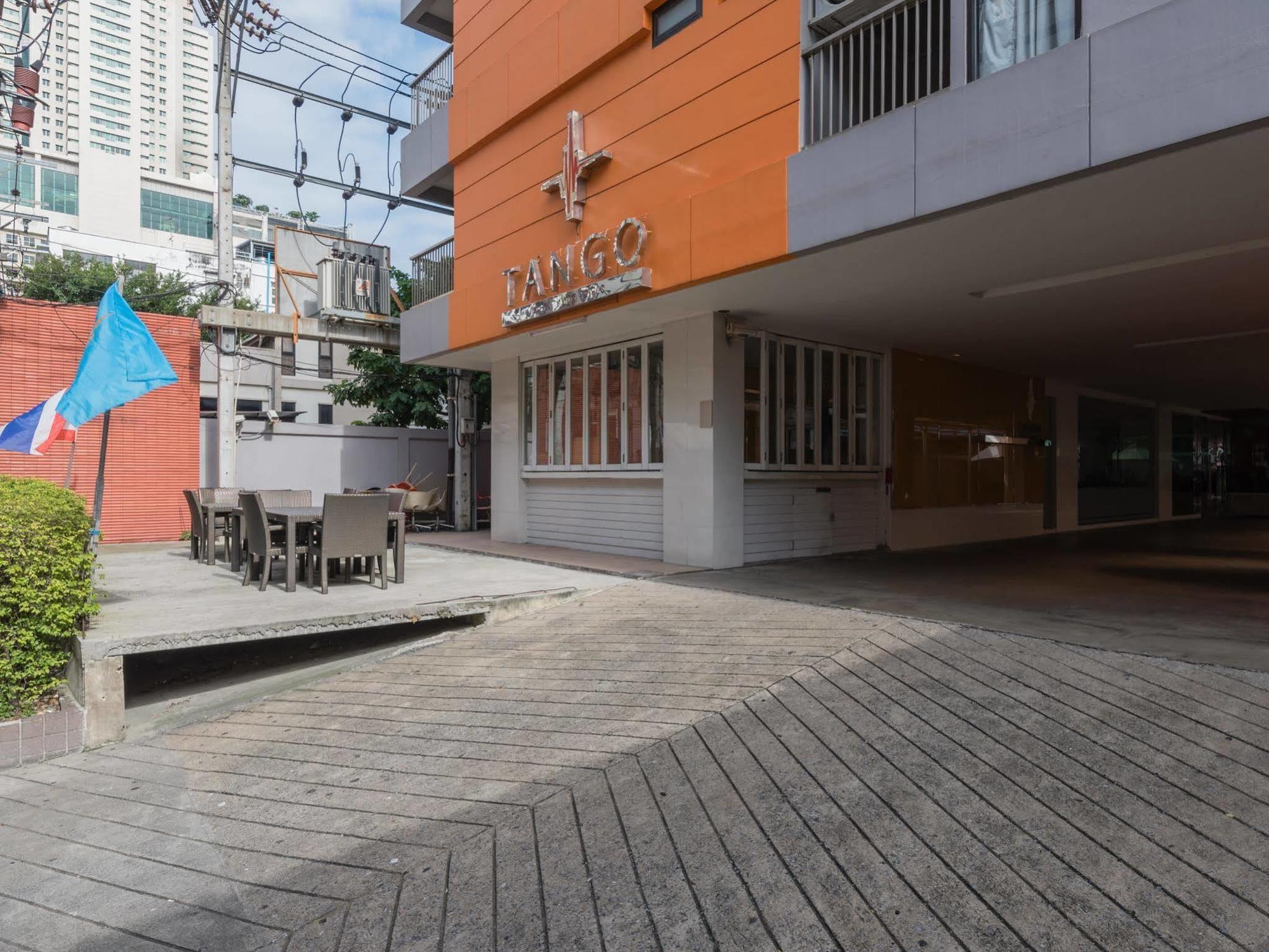 Tango Vibrant Living Hotel - Sha Extra Plus Бангкок Екстер'єр фото