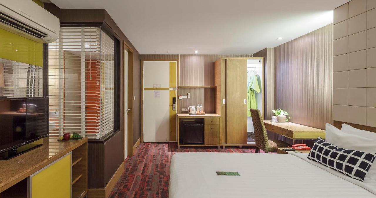 Tango Vibrant Living Hotel - Sha Extra Plus Бангкок Екстер'єр фото